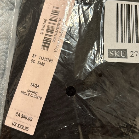 NWT VICTORIA'S SECRET VS Essential High-Rise Pocket Leggings. - Picture 4 of 5